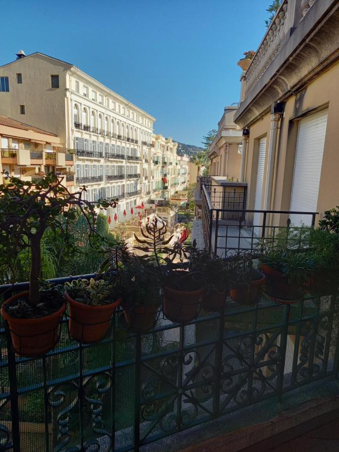 Victoria Appartement Menton Exterior photo