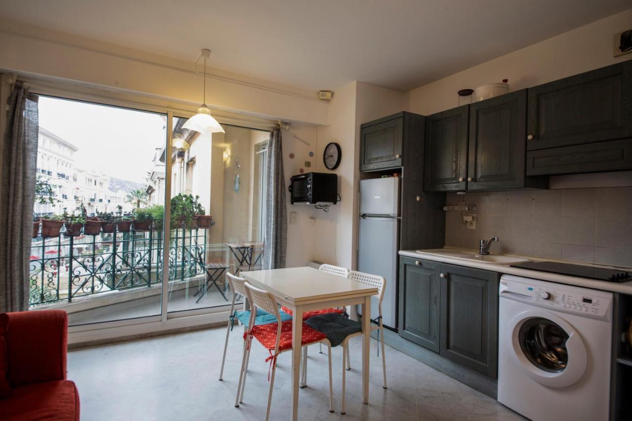 Victoria Appartement Menton Exterior photo